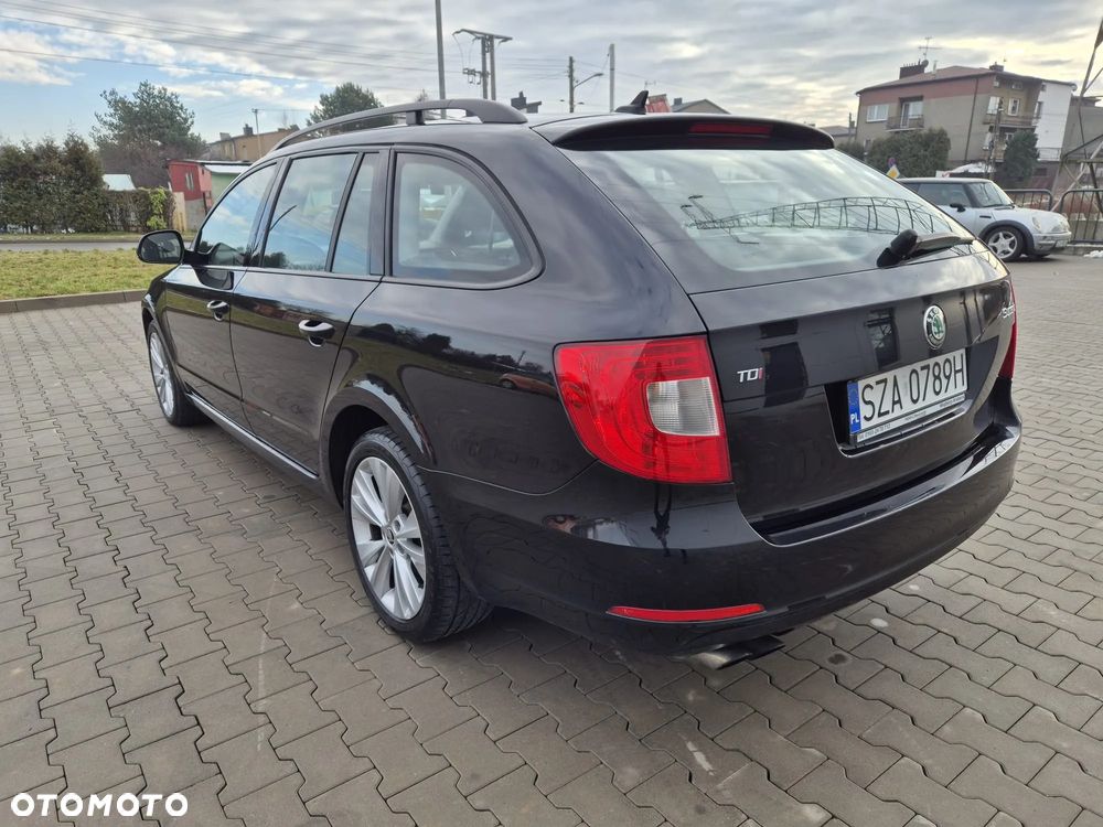 Skoda Superb 2.0 TDI DSG Exclusive - 7