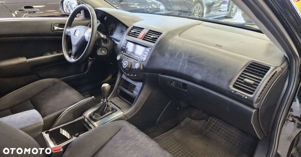 Honda Accord 2.0 i Comfort - 14