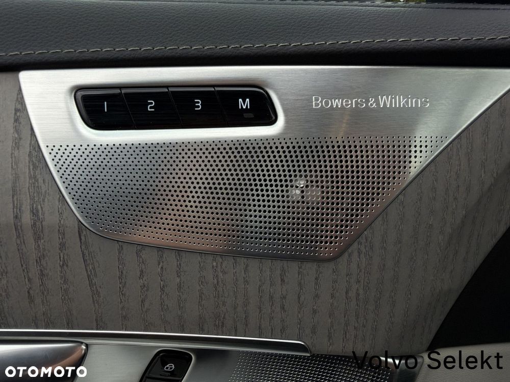 Volvo XC 90 - 36