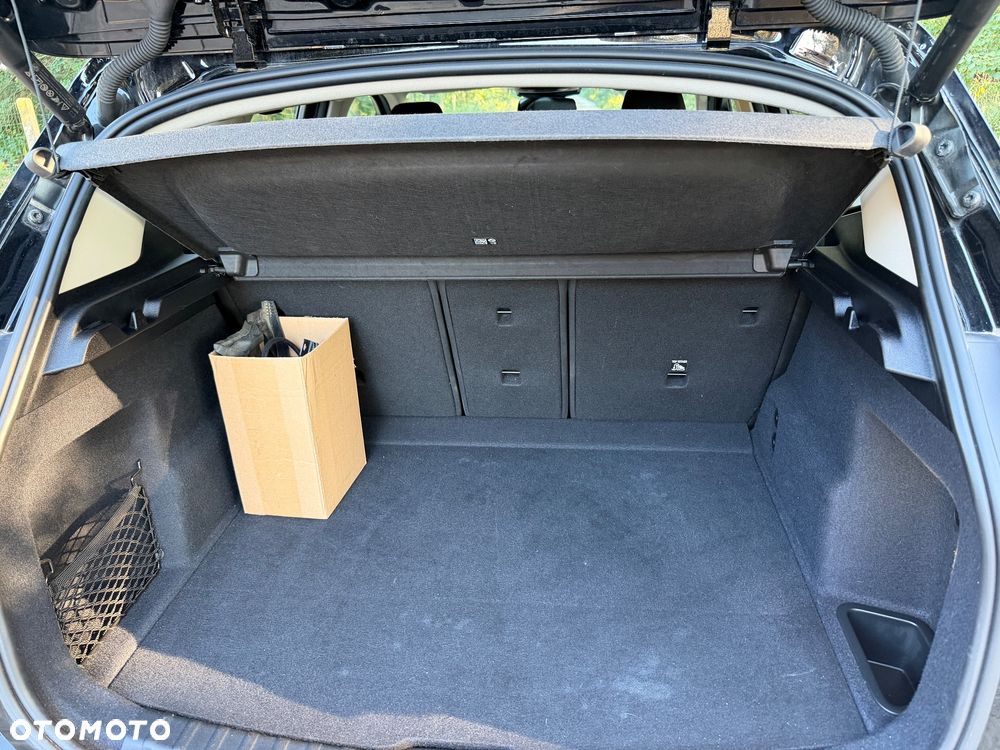 BMW Seria 2 218i Advantage - 11