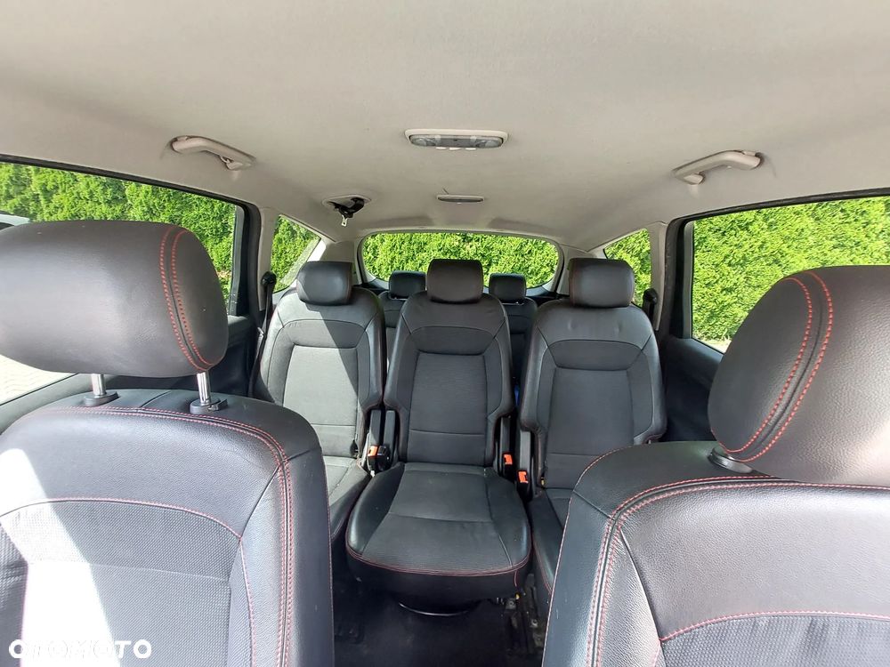 Ford S-Max 2.2 TDCi Titanium - 11