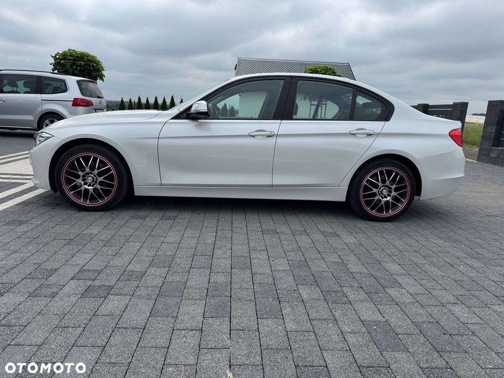 BMW Seria 3 316d Advantage - 14