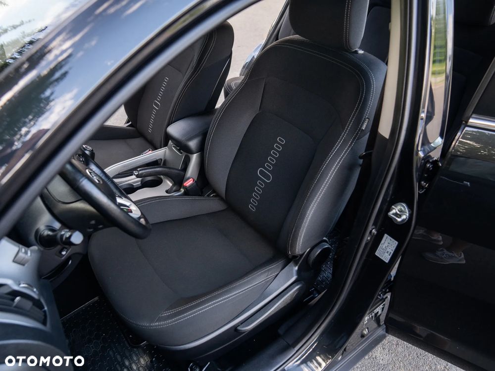 Kia Sportage 1.6 GDI Business Line L 2WD - 28