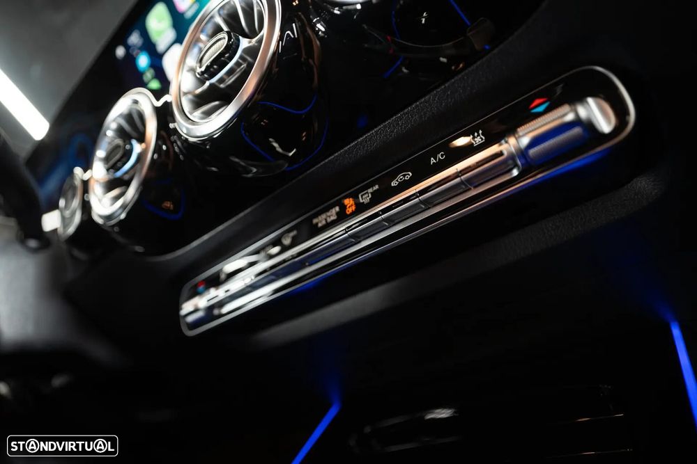 Mercedes-Benz EQA 250+ AMG Line - 40