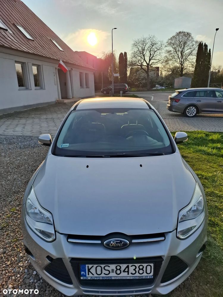 Ford Focus 1.6 TDCi DPF Ambiente - 8