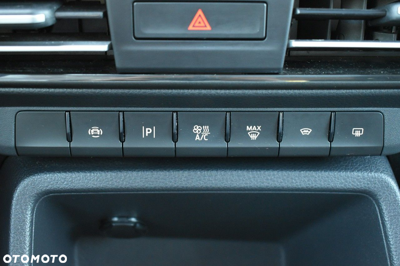 Ford Tourneo Connect Grand 2.0 EcoBlue Active - 26