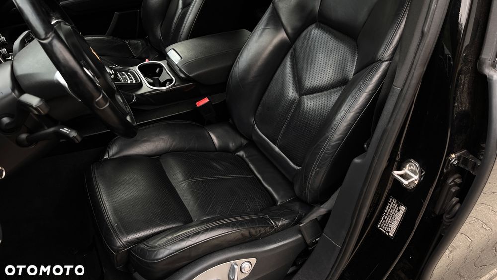 Porsche Cayenne - 19