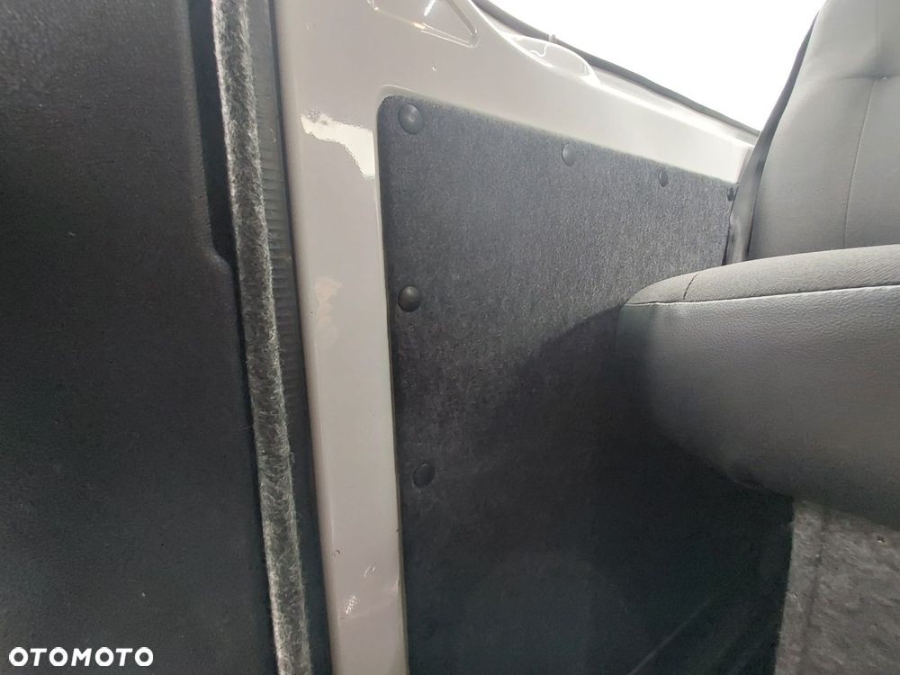 Mercedes-Benz Sprinter - 6
