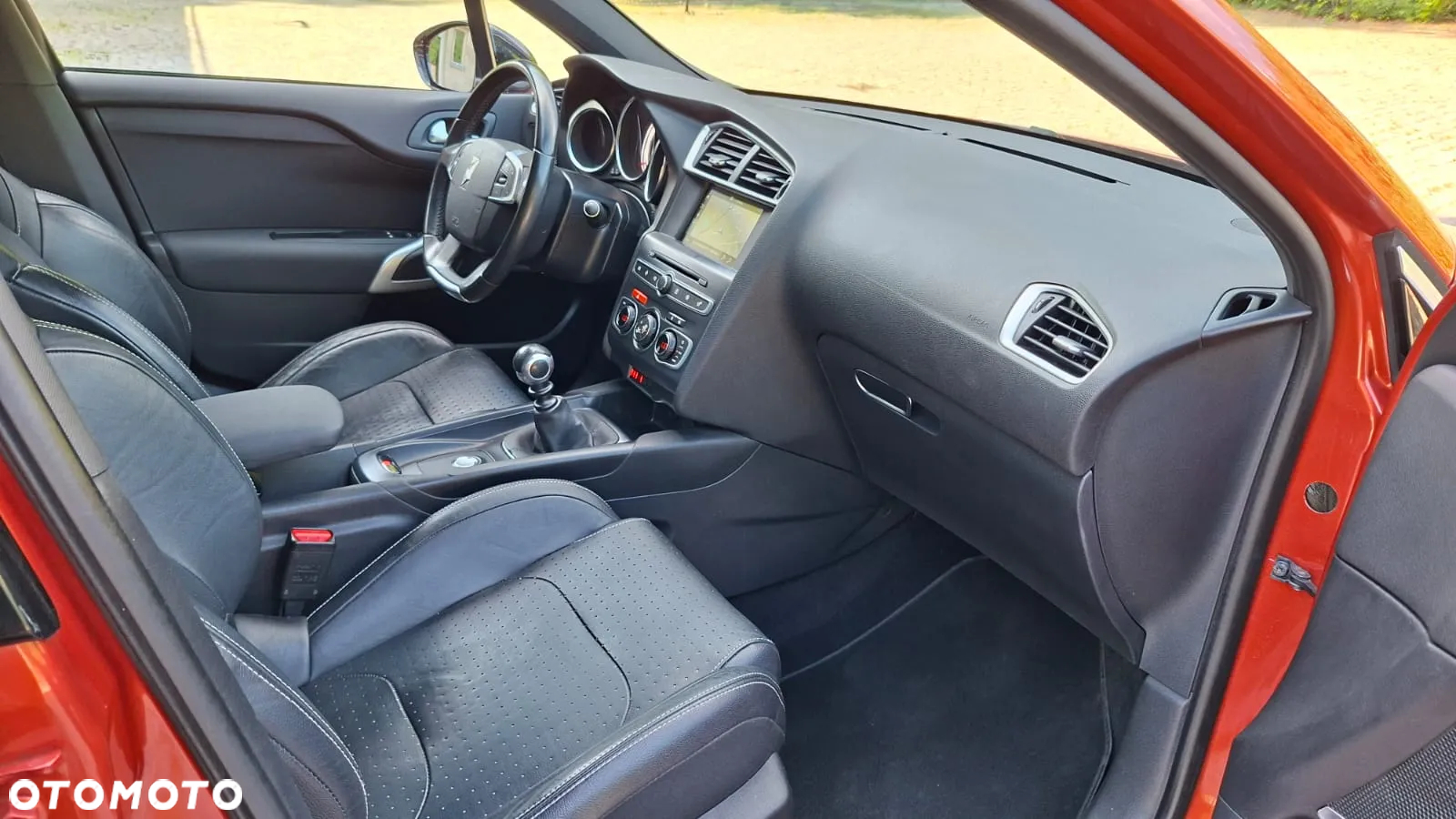 DS Automobiles DS 4 Crossback - 15
