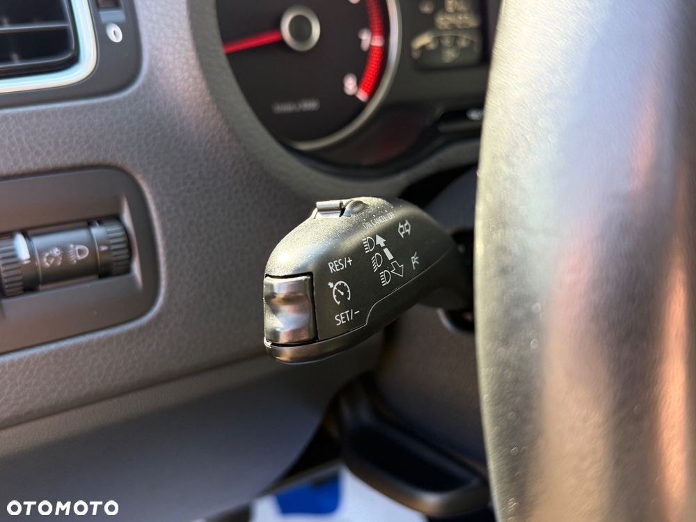 Volkswagen Polo 1.2 Team - 22