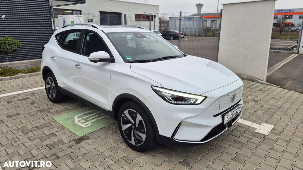 MG ZS EV Maximal Luxury - 32