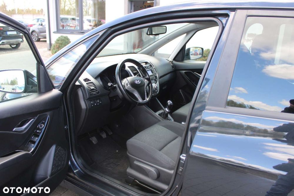 Hyundai ix20 - 17