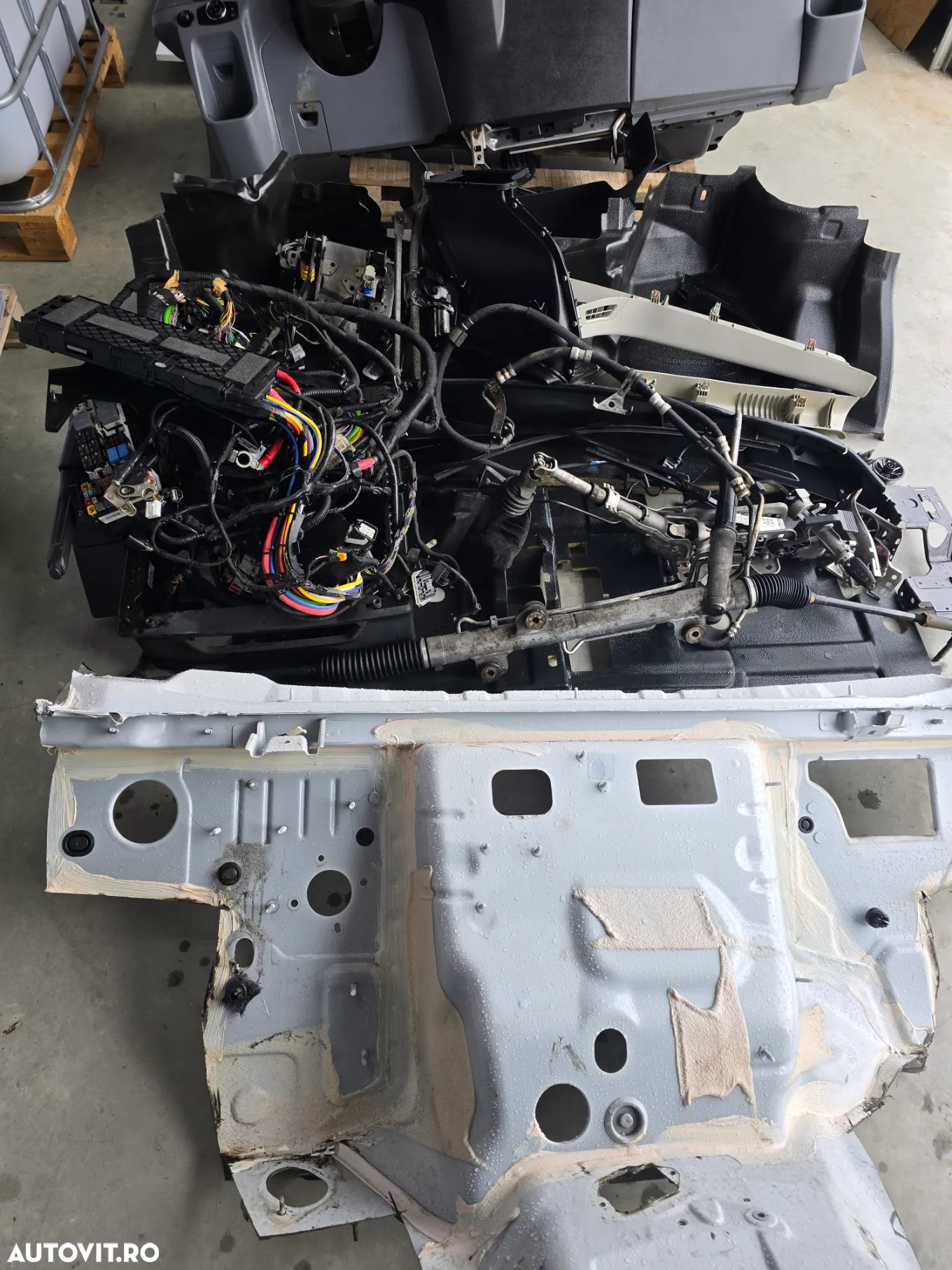 Kit schimbare volan de pe partea stanga pentru Ford Transit / Tractiune Spate 2,0 motorizare / CU AC Tractiune spate Euro 6 - 2