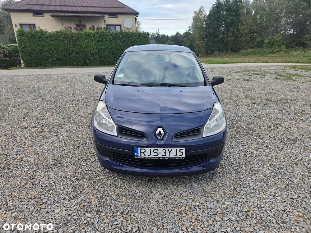 Renault Clio 1.2 16V Authentique - 2