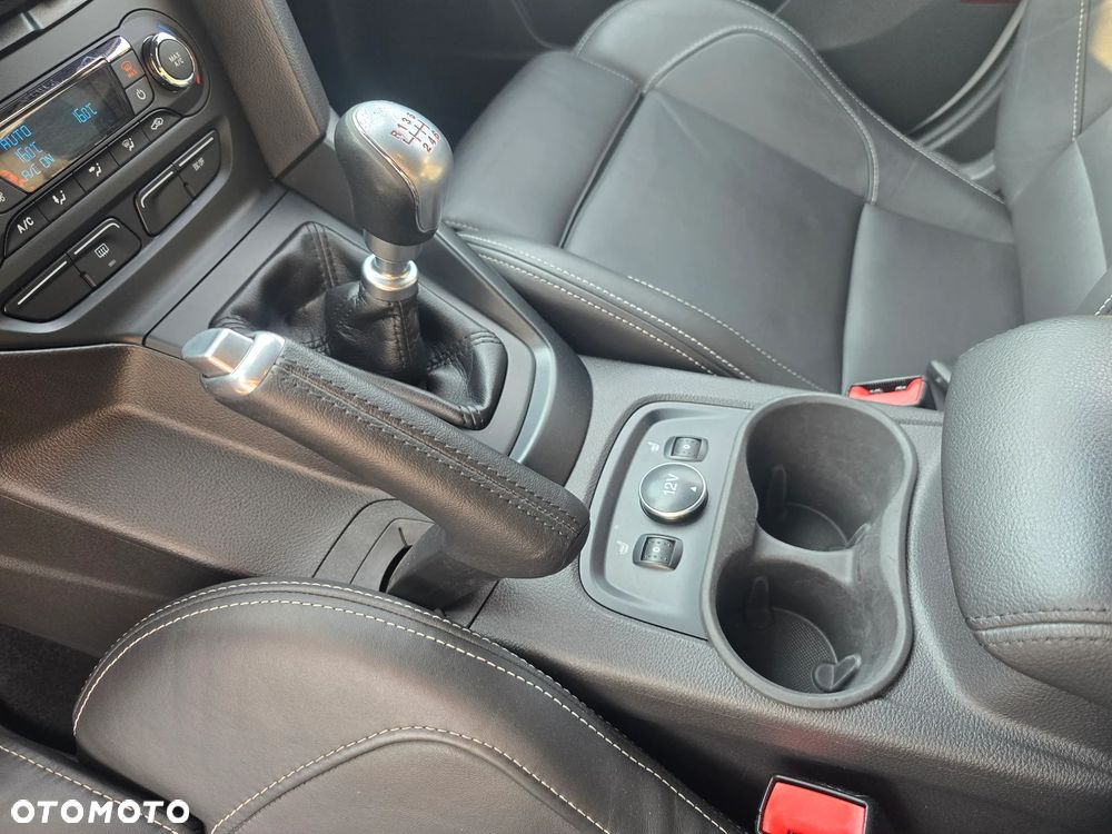 Ford Focus 2.0 EcoBoost ST - 20