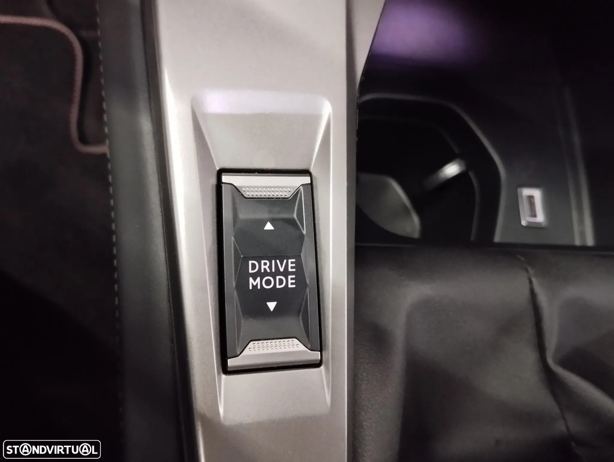Peugeot 308 1.2 PureTech Allure Pack - 33