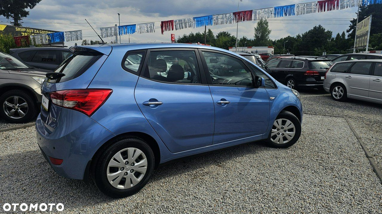 Hyundai ix20 - 8