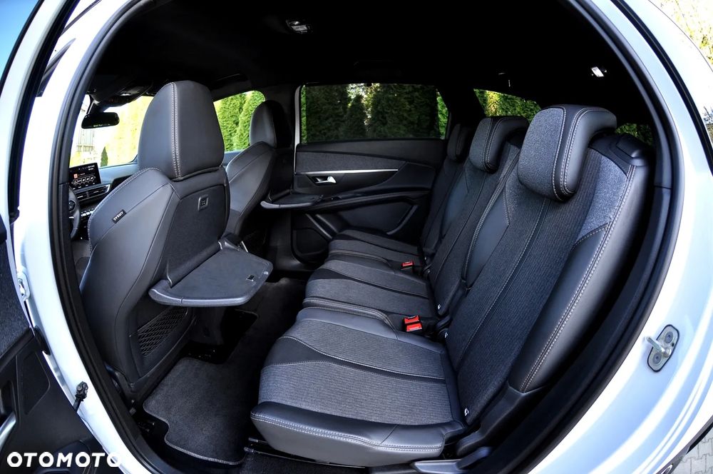 Peugeot 5008 1.2 PureTech Allure S&S - 22