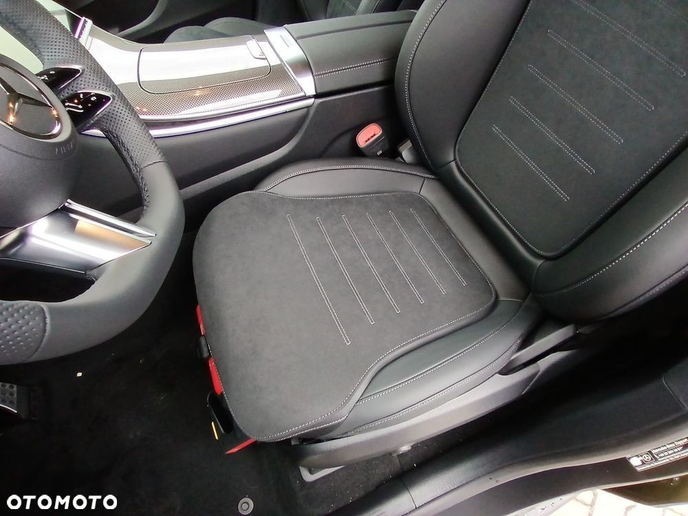 Mercedes-Benz GLC 220 d mHEV 4-Matic AMG Line - 13