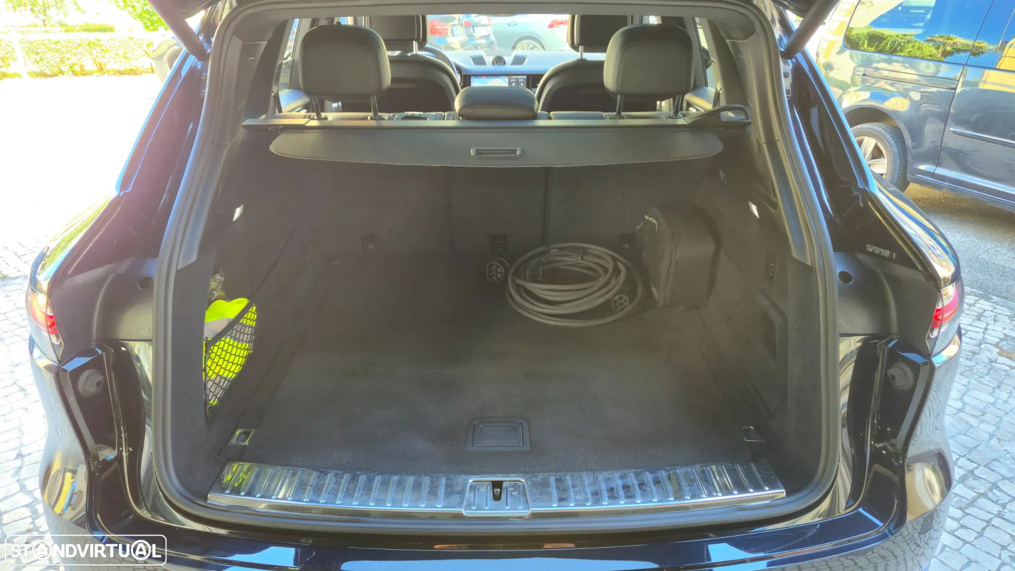 Porsche Cayenne E-Hybrid Platinum Edition - 45