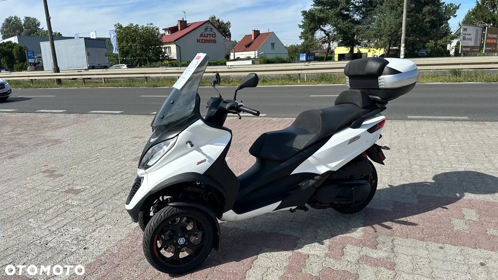 Piaggio MP-3 - 3