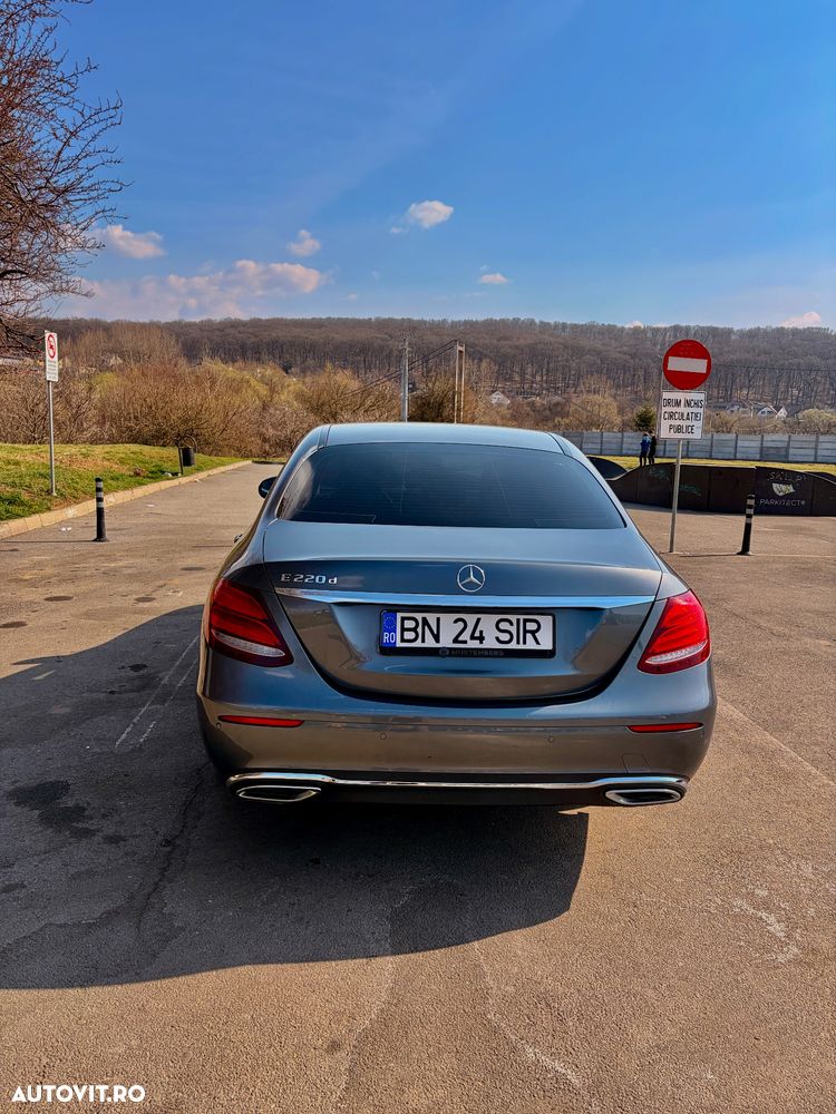 Mercedes-Benz E 220 d 9G-TRONIC - 3