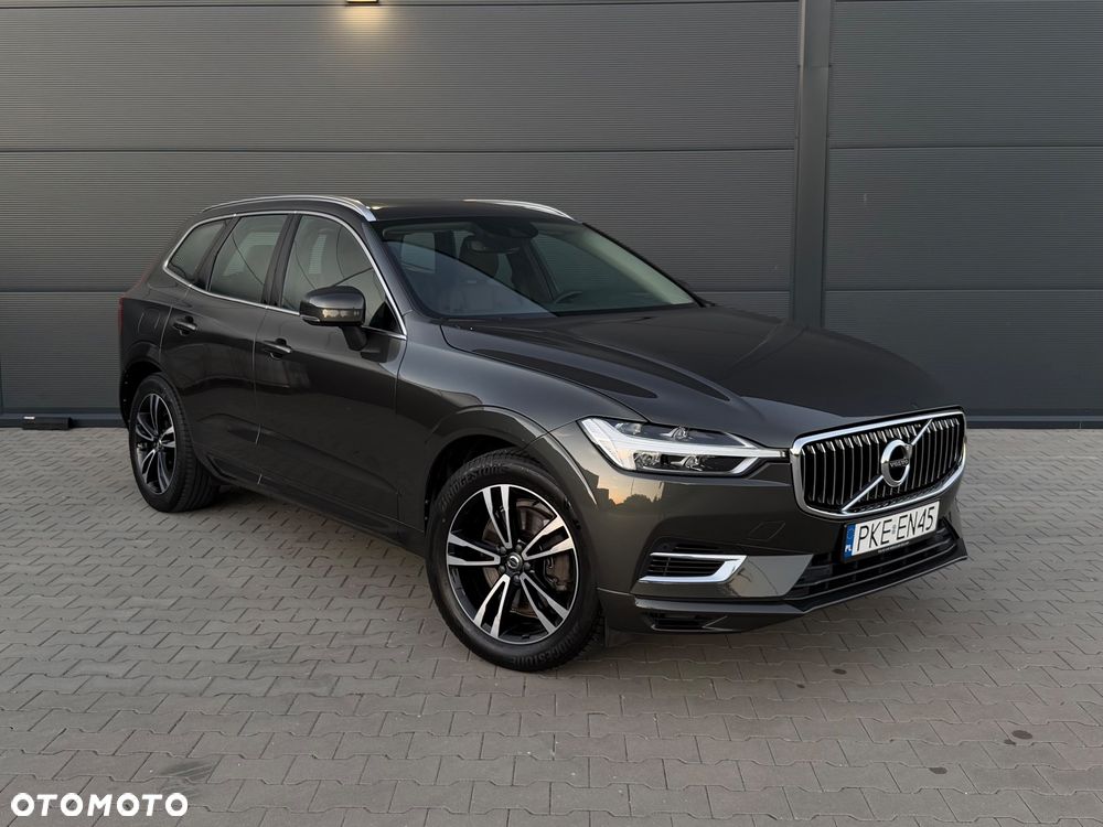 Volvo XC 60 T8 Twin Engine AWD Geartronic Momentum - 1