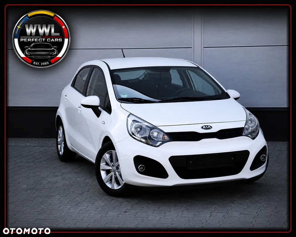 Kia Rio 1.2 L - 1