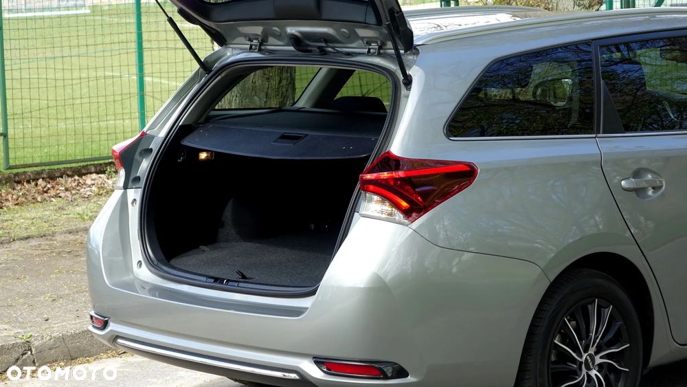 Toyota Auris - 34