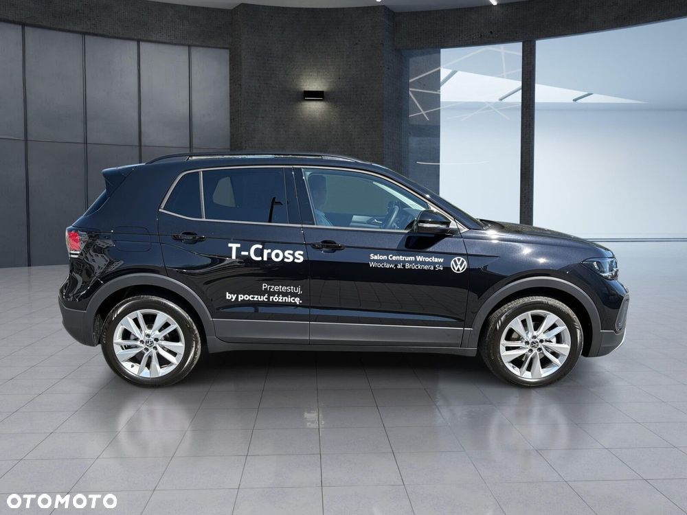 Volkswagen T-Cross - 12