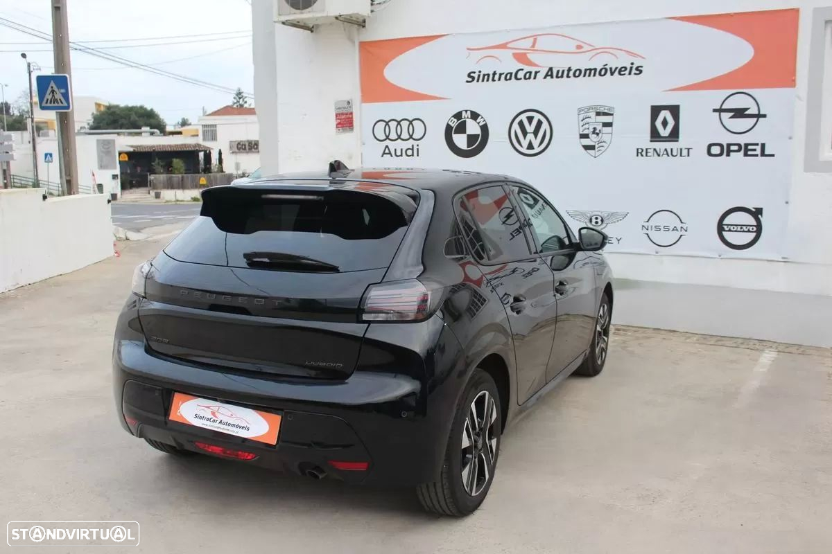 Peugeot 208 1.2 Hybrid Allure e-DCS6 - 8