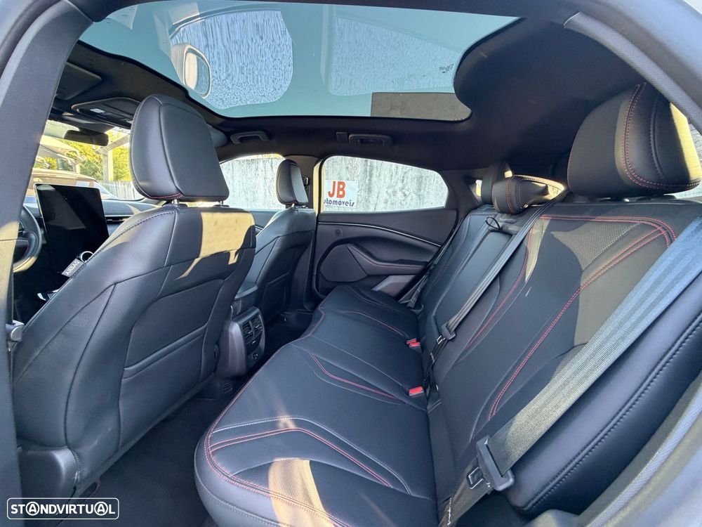 Ford Mustang Mach-E 98.7 kWh Premium AWD - 13