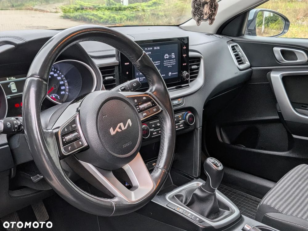 Kia Ceed 1.5 T-GDI Business Line - 11