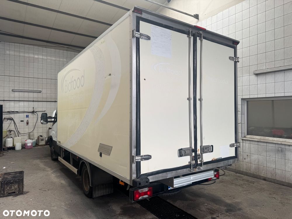 Iveco DAILY 35C18 50C15 50C17 35C14 35C15 35C17 35C18 70C17 72C15 70C18 Chłodnia Mroźnia carrier xarios 8 euro palet - 5