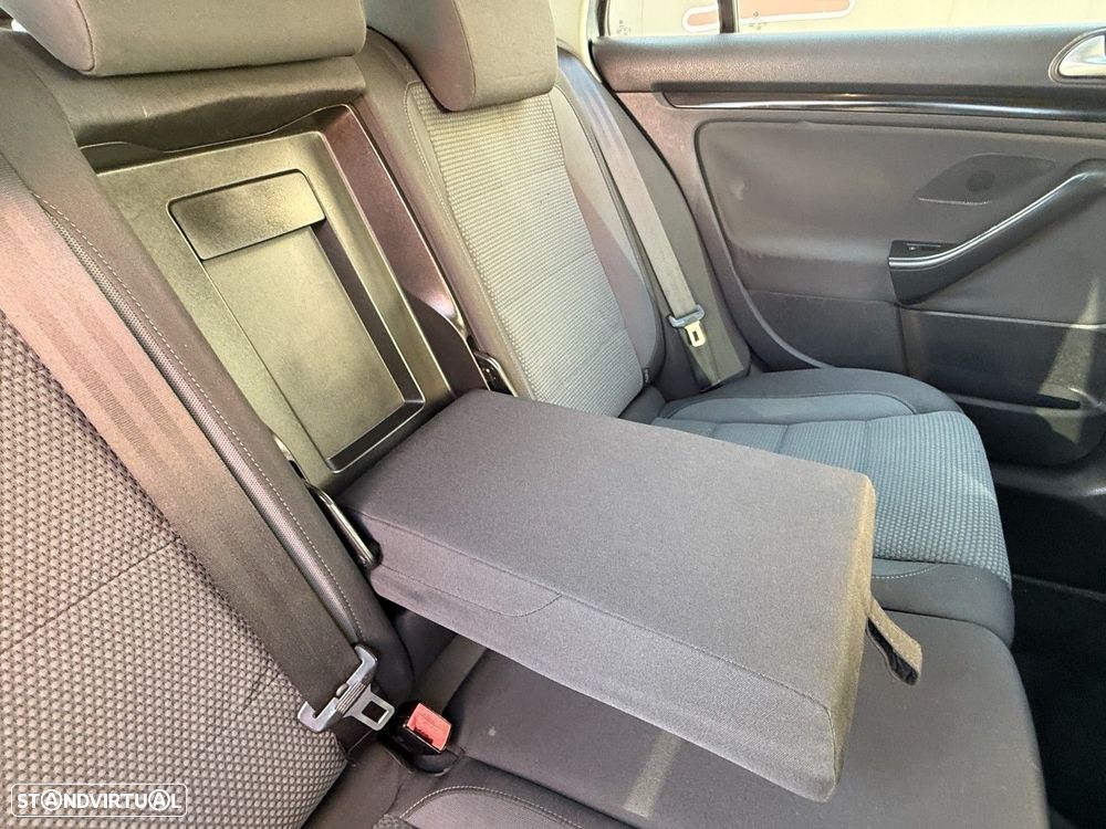 VW Golf Variant 1.6 TDi Best Edition Bluetooth - 15