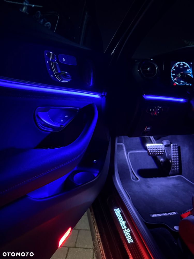 Mercedes-Benz Klasa E 300 de 4Matic 9G-TRONIC AMG Line - 15