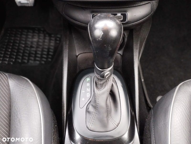 Fiat 500X 1.6 Multijet 4x2 S&S DCT Cross Plus - 11