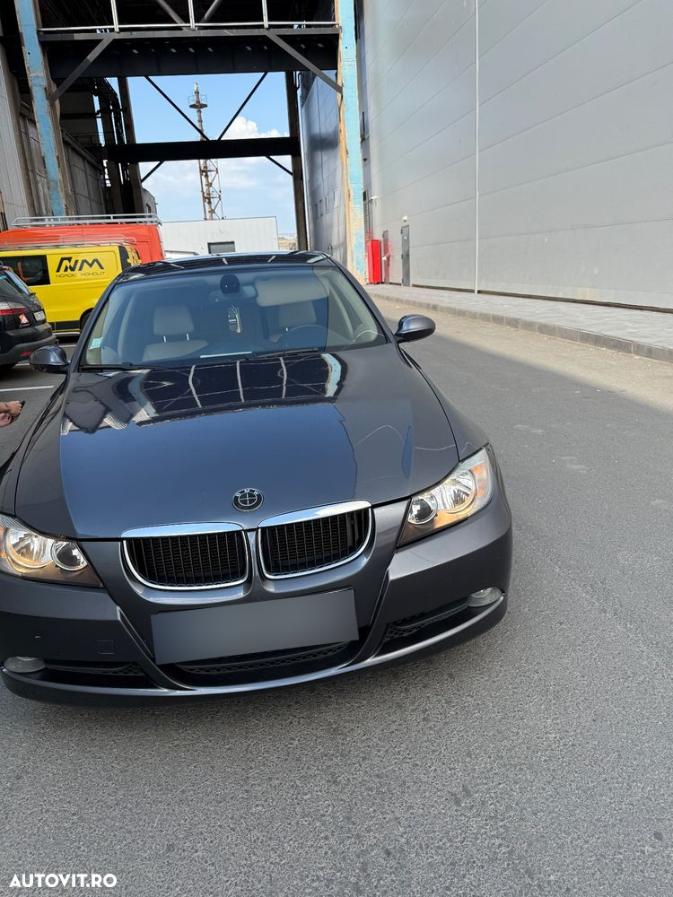 BMW Seria 3 320d - 4