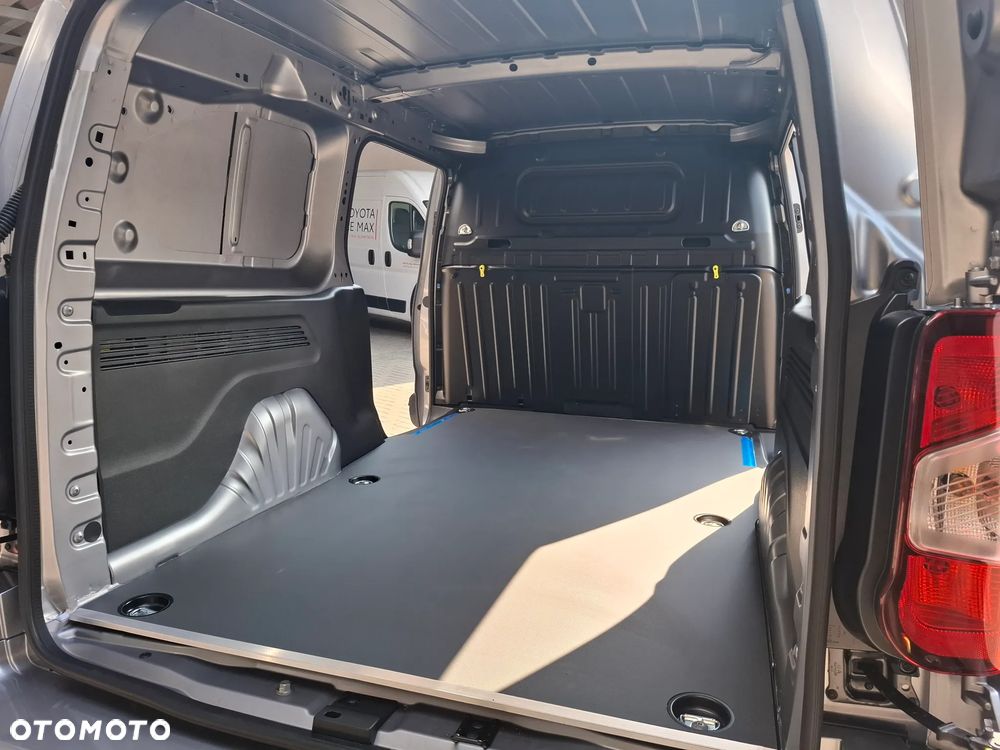 Toyota Proace City D-4D Long 2,4t Active (bryg.) - 13