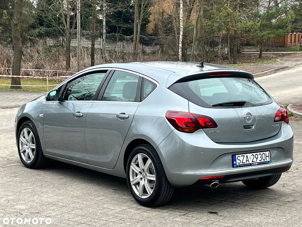 Opel Astra 1.4 Turbo Exklusiv - 8