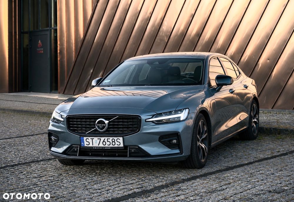 Volvo S60 B5 B AWD R-Design - 2