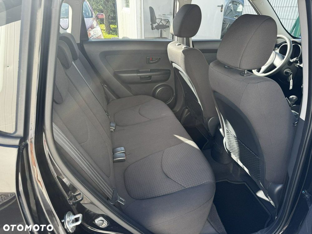 Kia Soul - 10