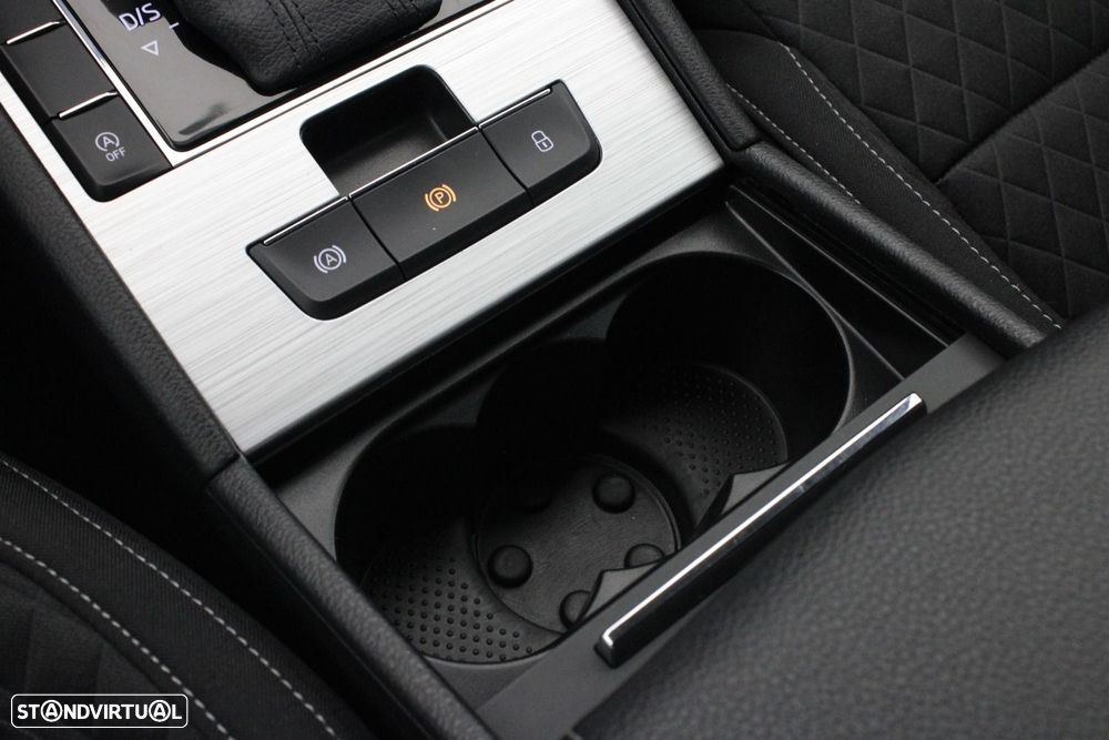 Skoda Superb Break 2.0 TDI Ambition DSG - 33