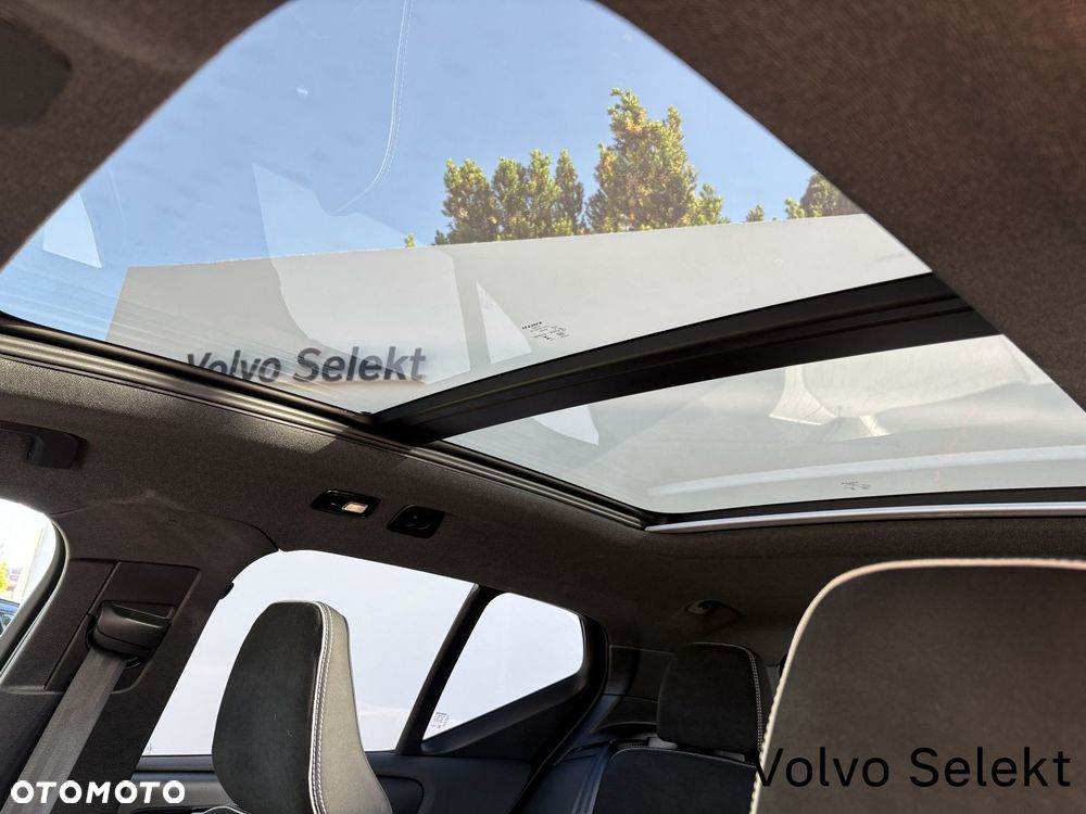 Volvo XC 40 - 22