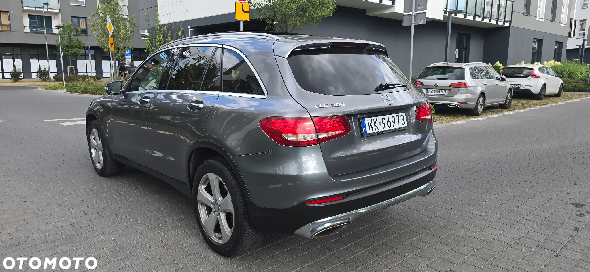 Mercedes-Benz GLC - 22