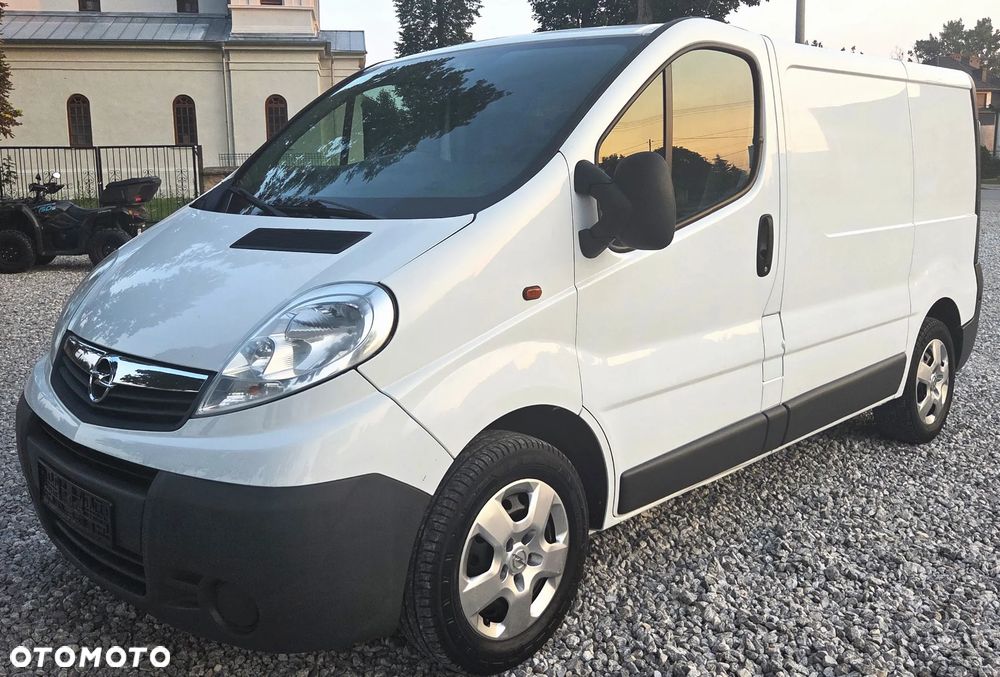 Renault Trafic - 1