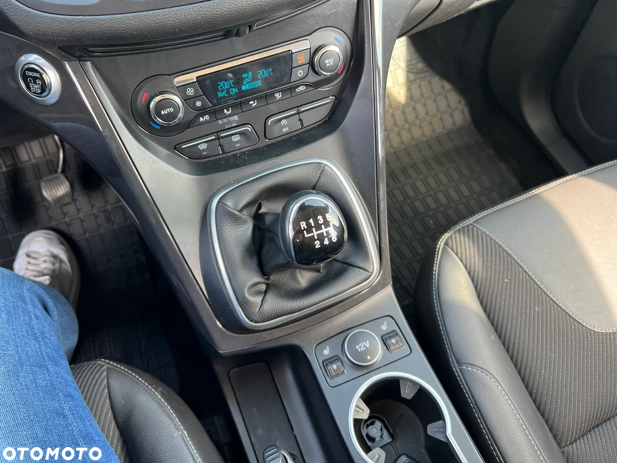 Ford Kuga 1.5 EcoBoost FWD Titanium ASS - 19