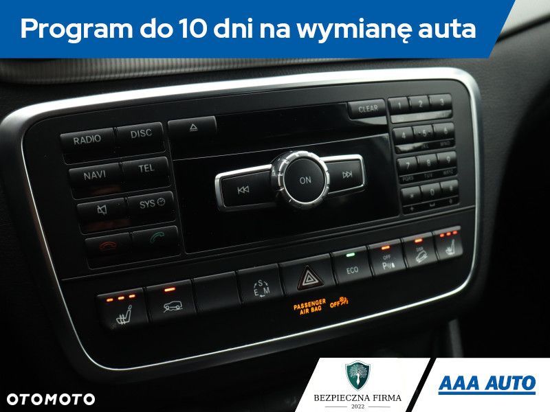 Mercedes-Benz GLA - 20