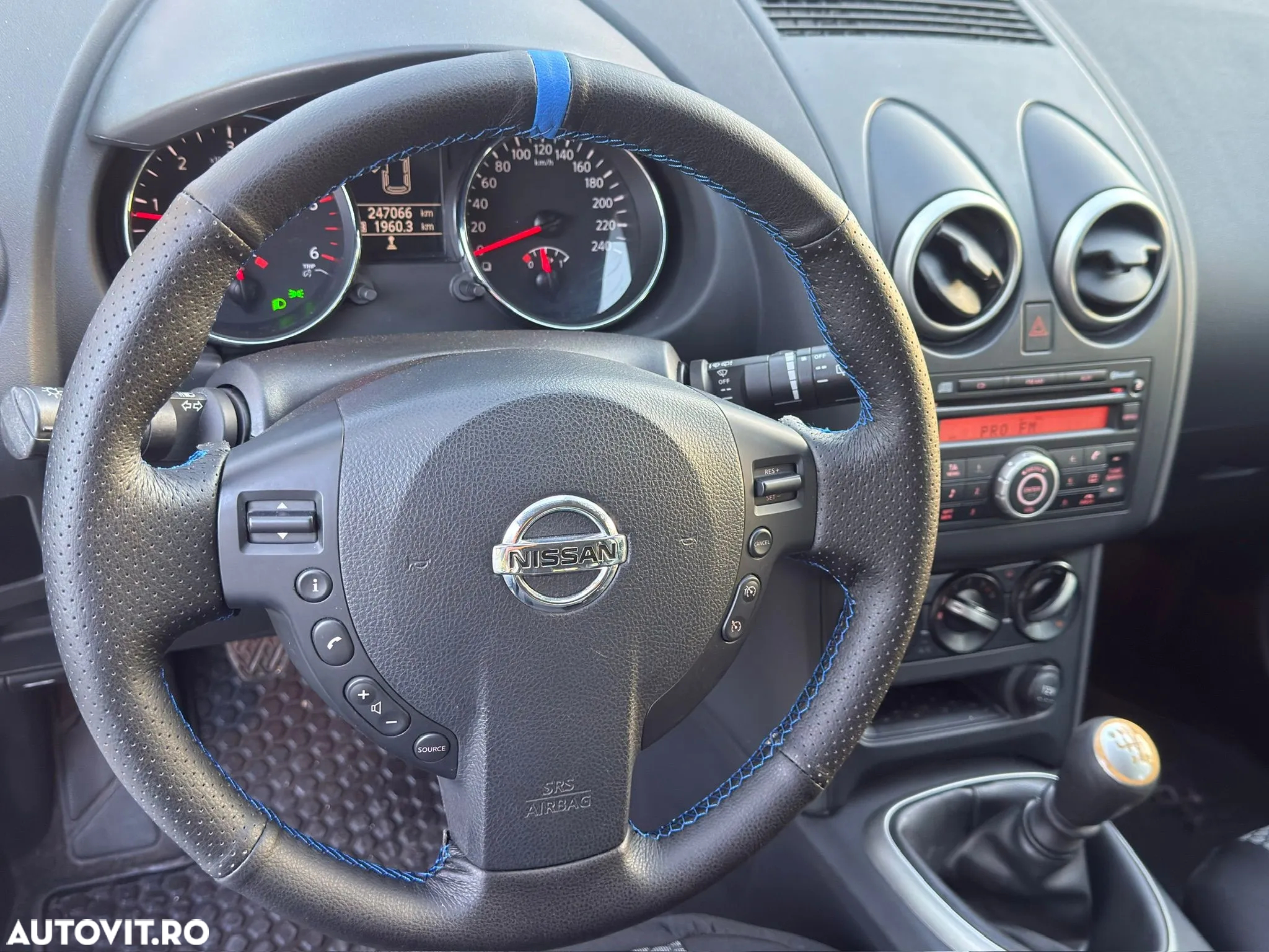 Nissan Qashqai 1.5 dCi DPF visia - 12