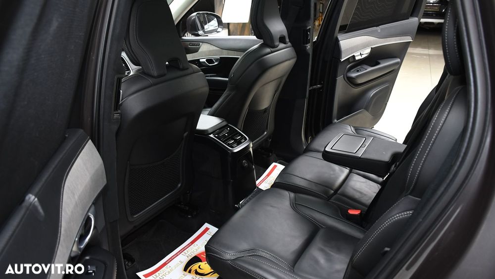 Volvo XC 90 T8 AWD Recharge Ultimate Dark - 12